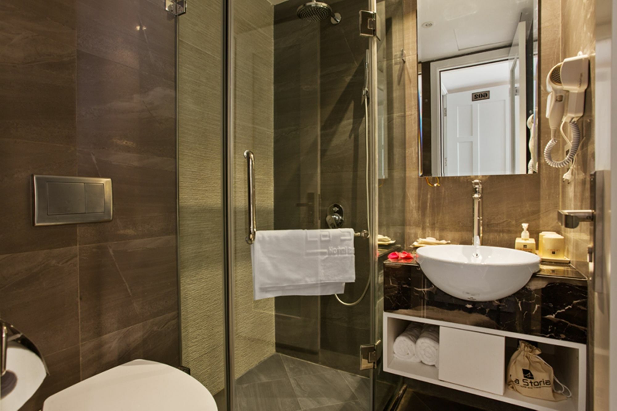 La Storia Hotel