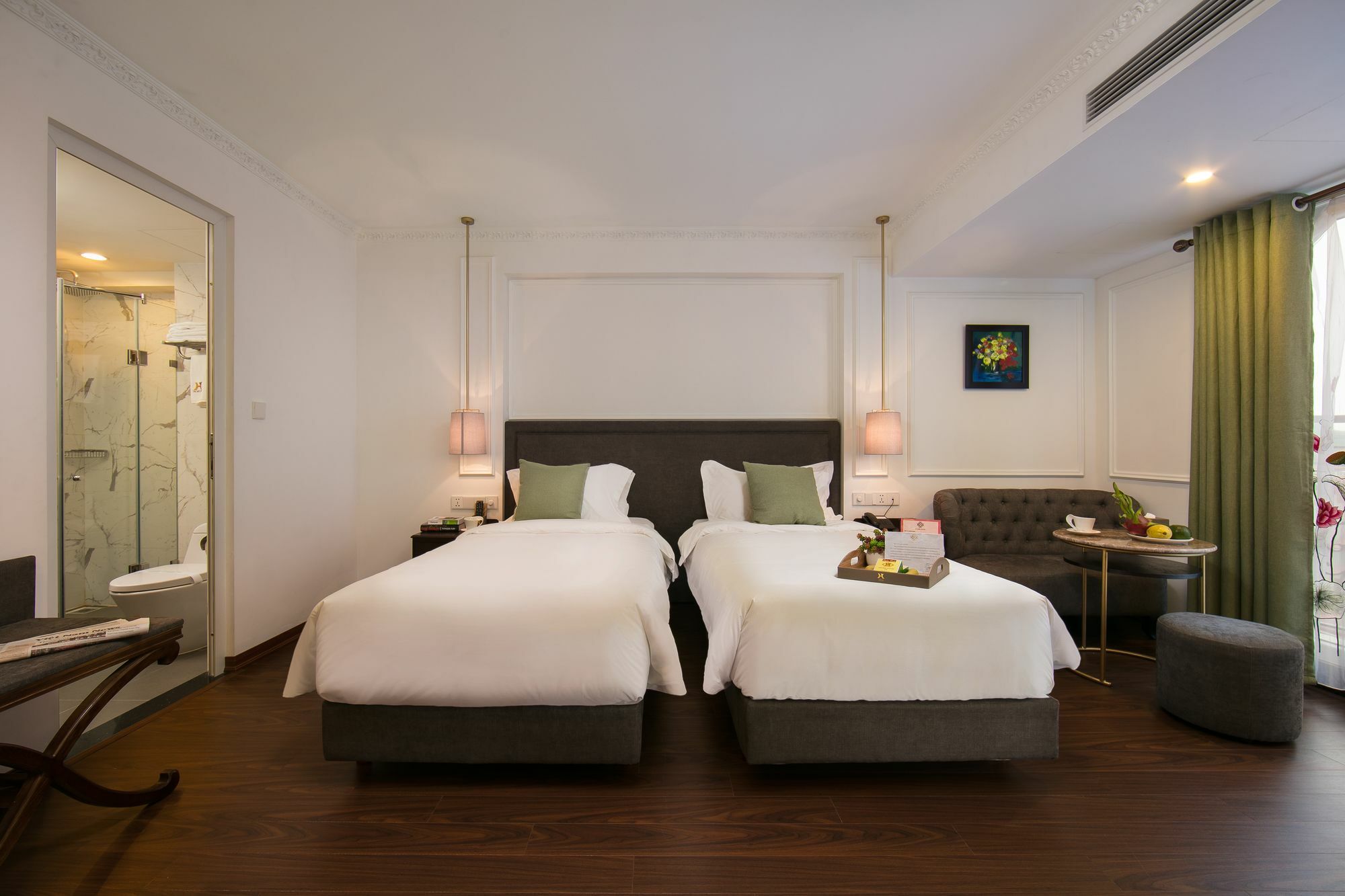 Allure Hotel