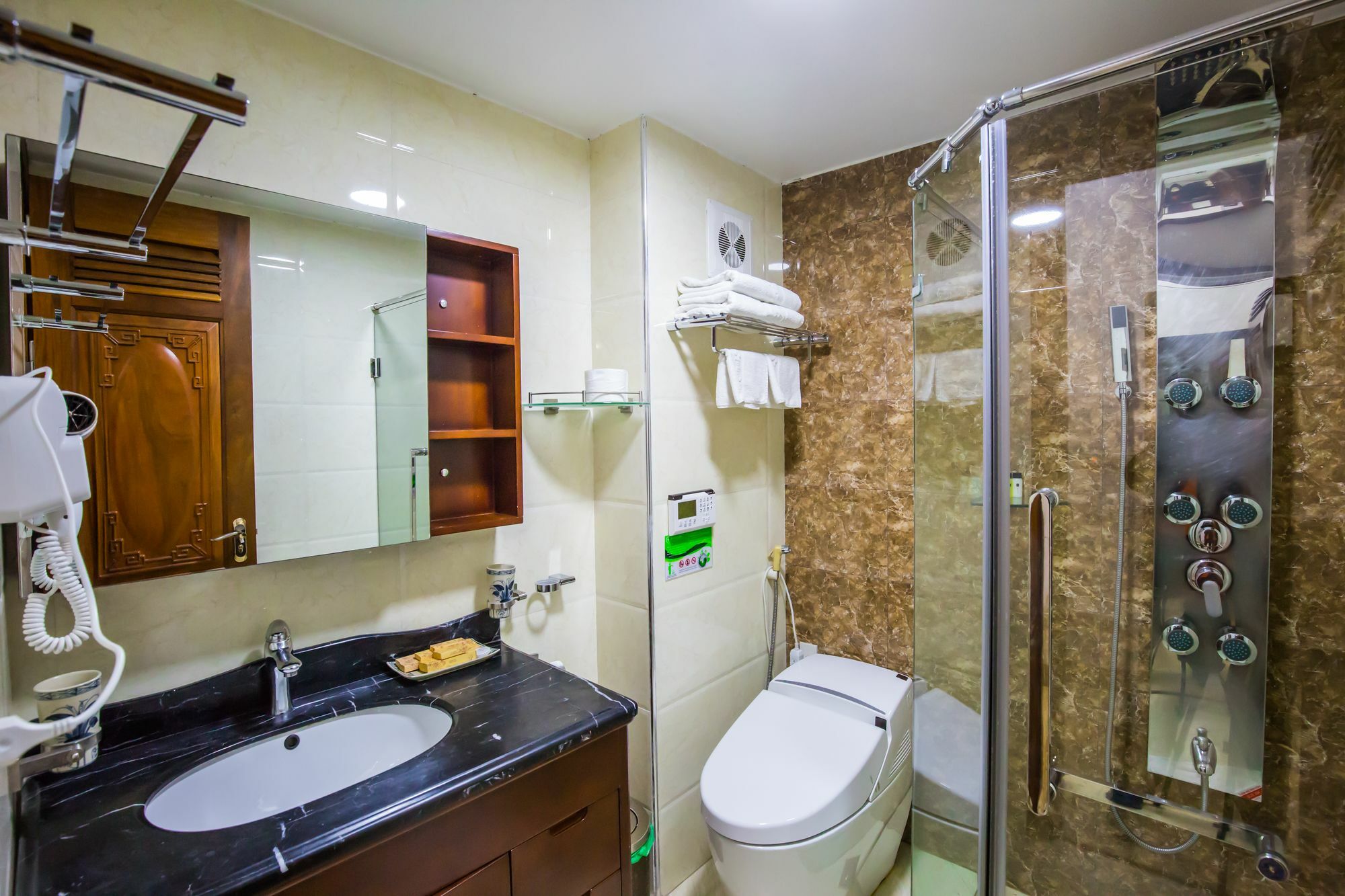 Stella 3* Hanoi