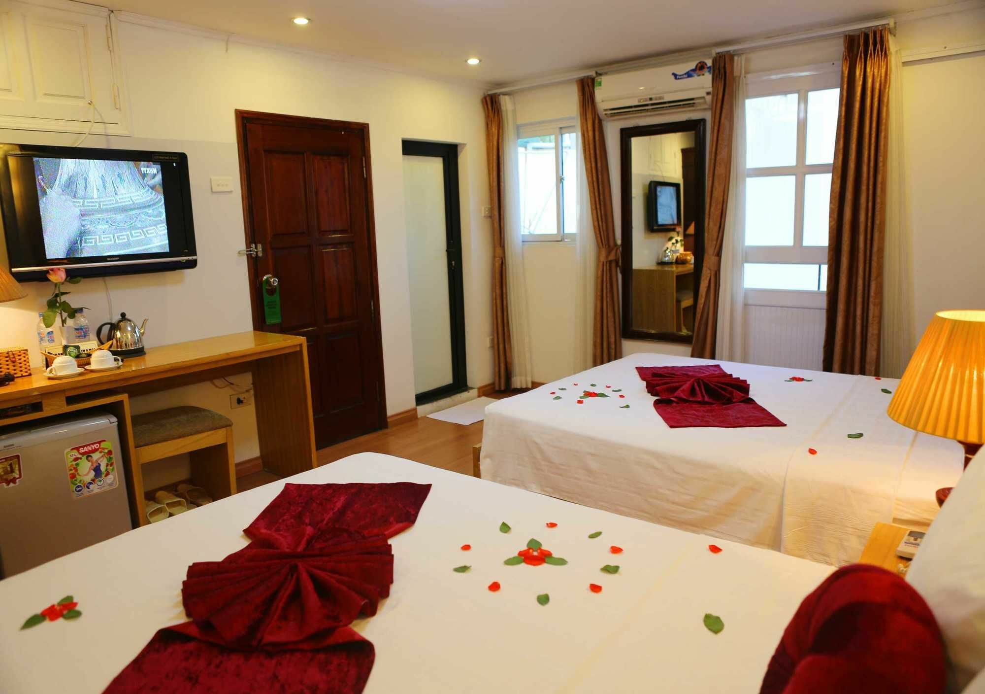 Hotel Family Hanoi