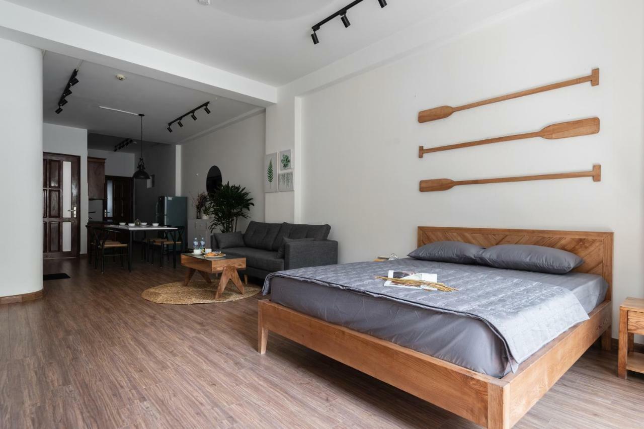 Nyna House-luxury-clean-sword