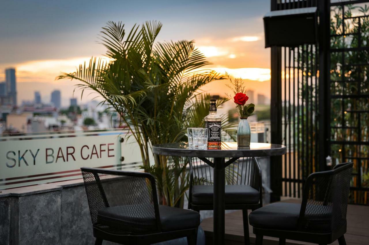 Hotel Victor Metropolis & Rooftop Bar Hanoi