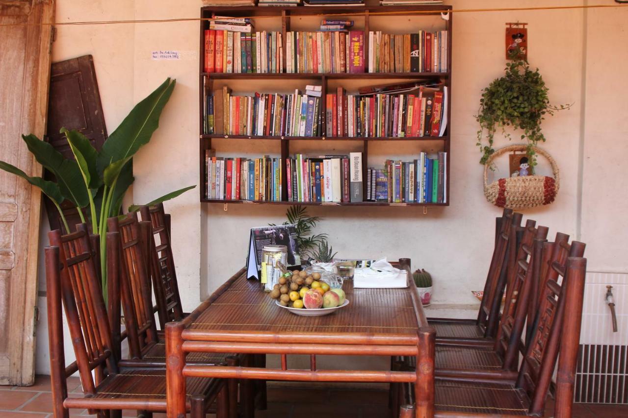Chicken's House- Duong Lam Hanoi