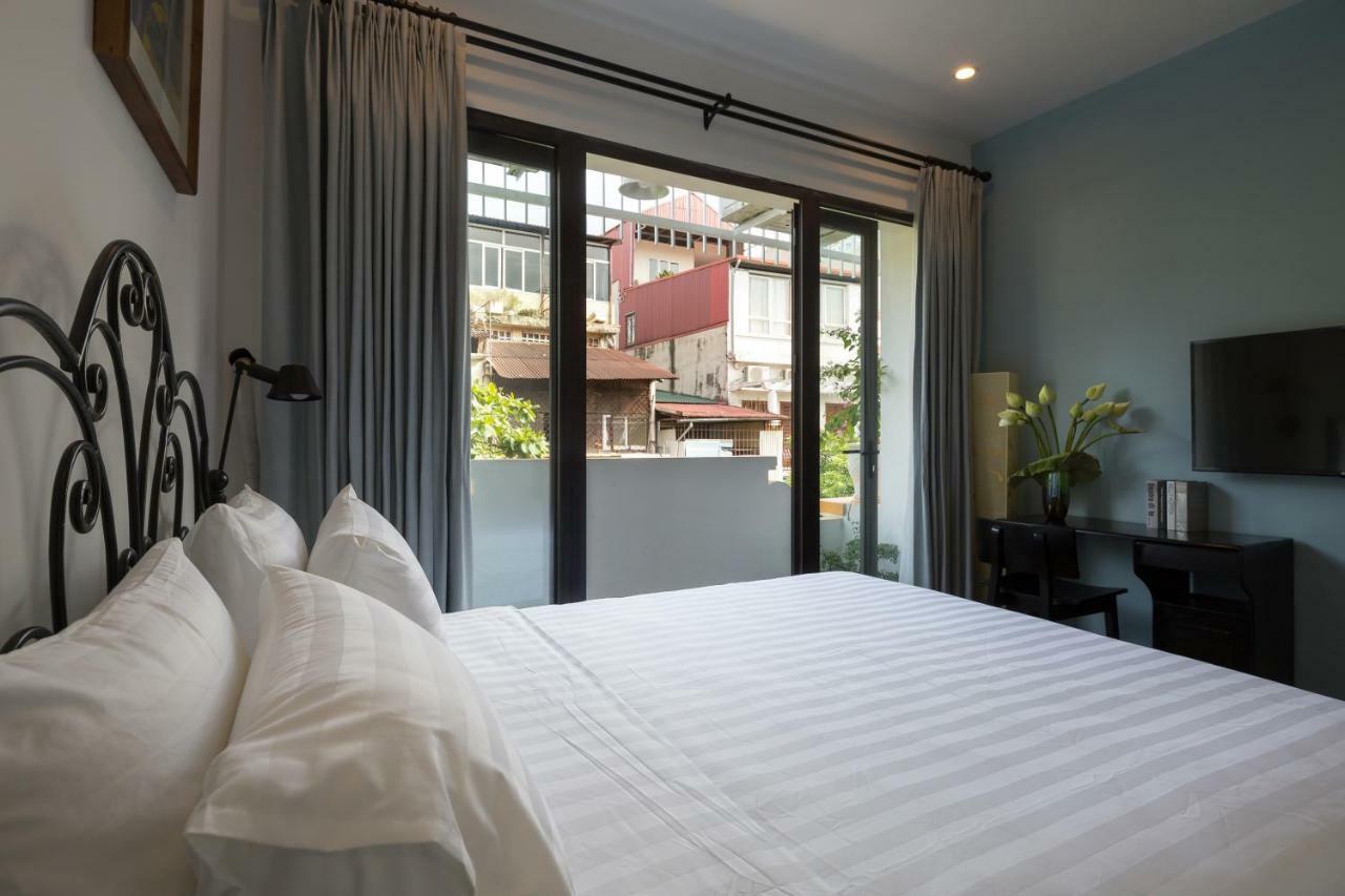 Centraltique Downtown - Bespoke Colonial House Near Hoan Kiem Apartment *