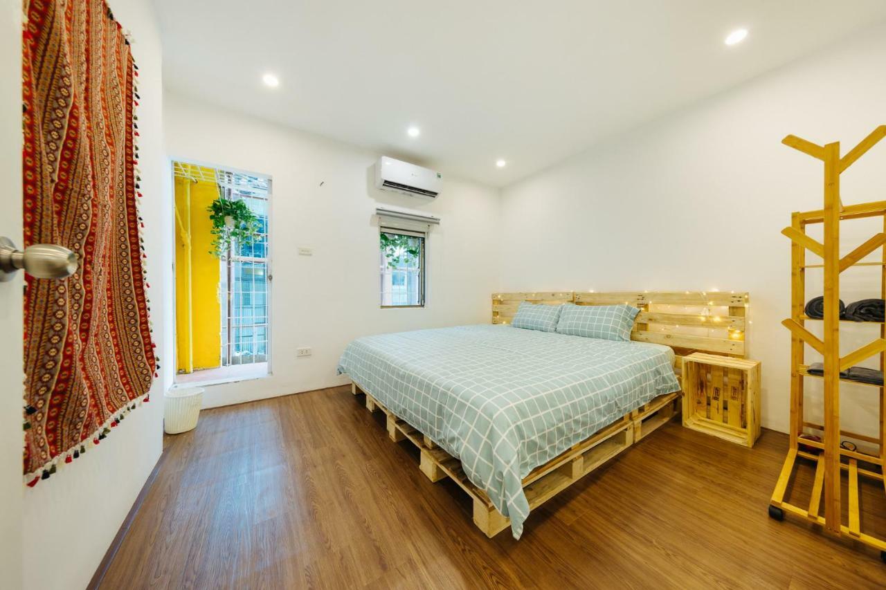 Buzz 2 Bedroom In Old Quarter With Balcony Apartment