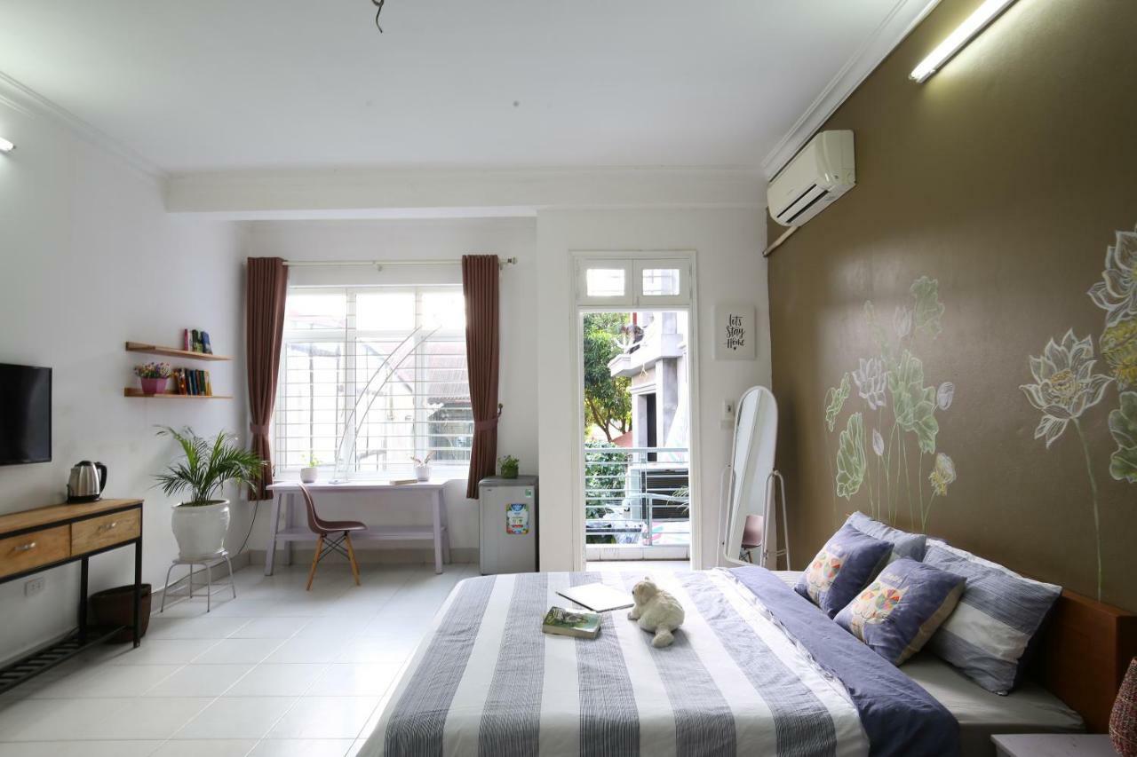 Vitamin West Lake Homestay