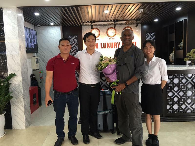T&m Luxury Hotel