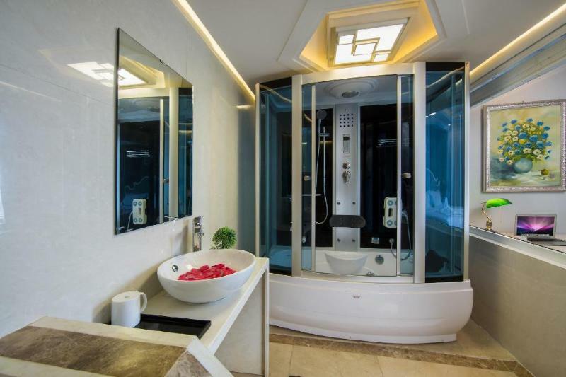 Hotel Phuong Ngoc Hanoi