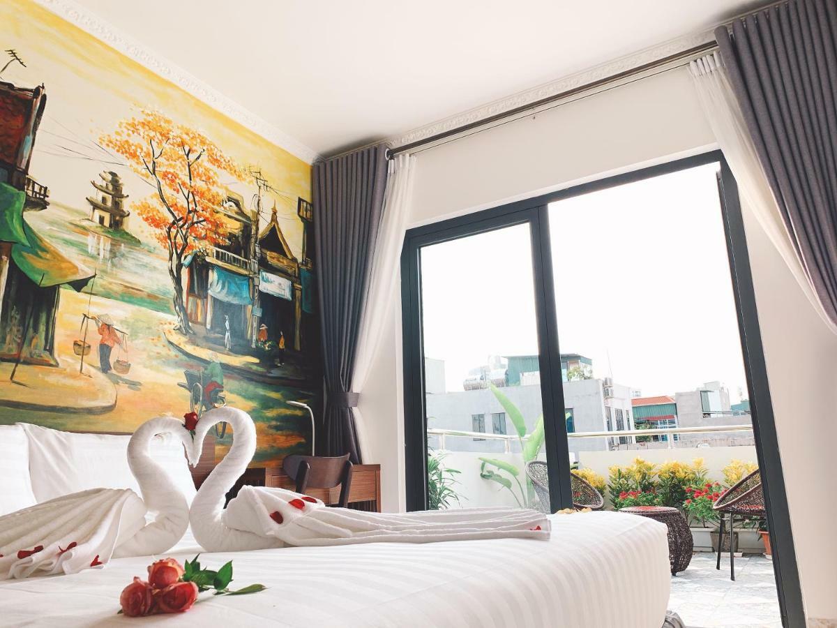 La Cascada House & Travel Hotel