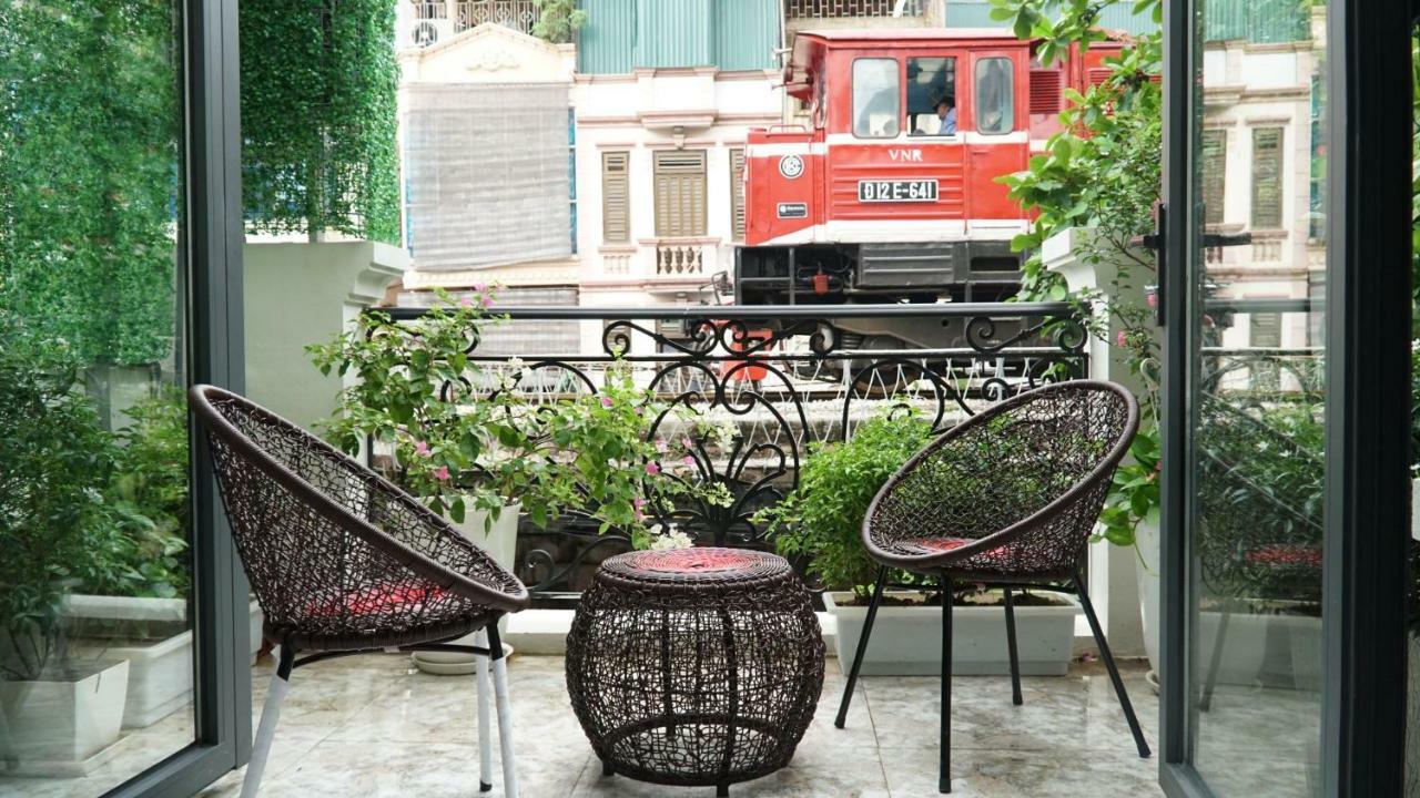 Hotel La Cascada House & Travel Hanoi