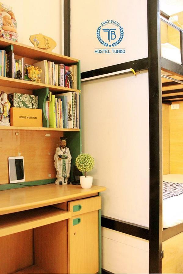 Turbo Hostel