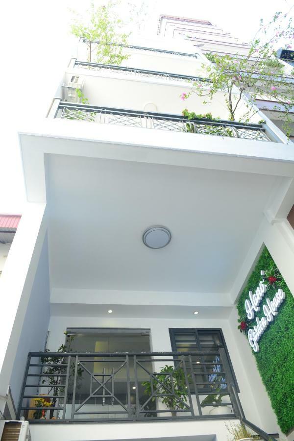 Garden House And Travel Hotel 3*