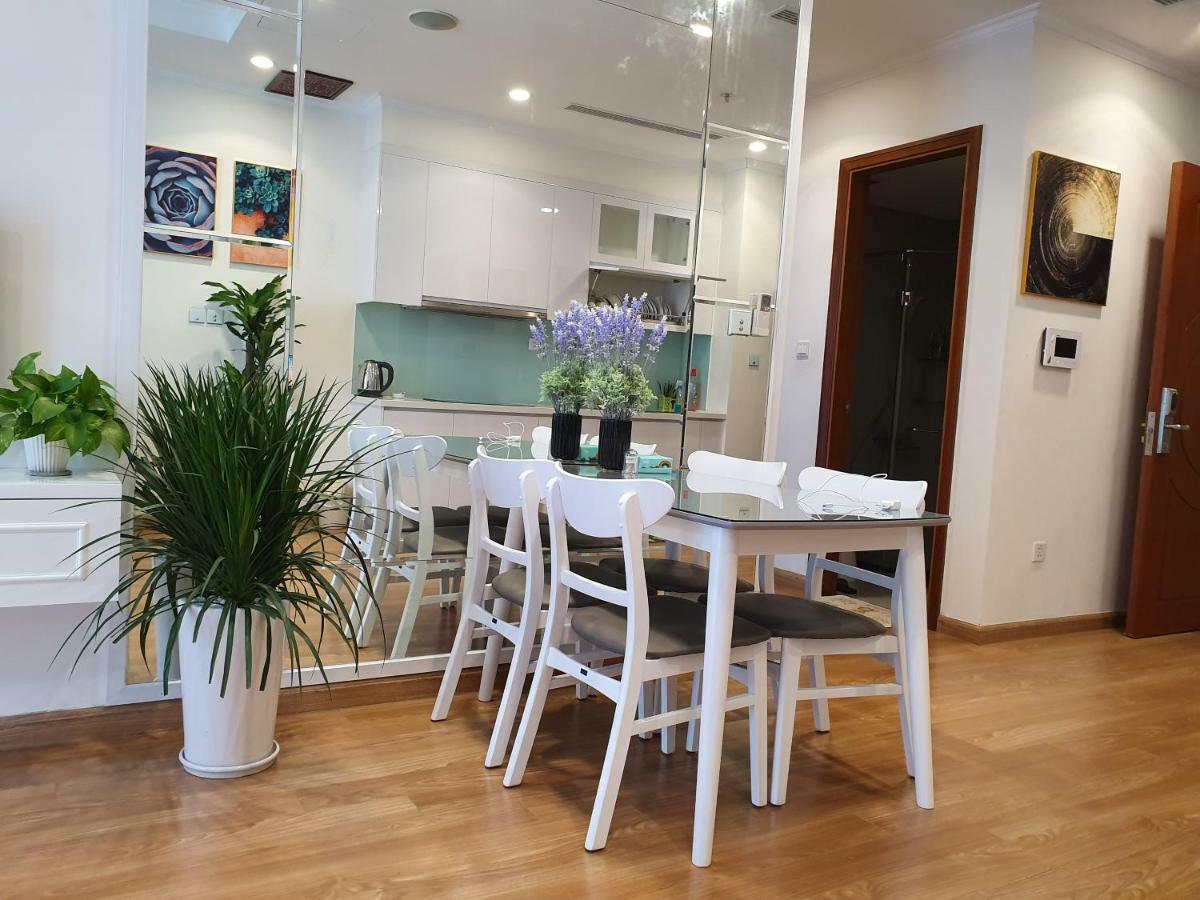 Apartment The March House No.4 * 2 Bedrooms * Park Hill Premium * Timescity Hanoi