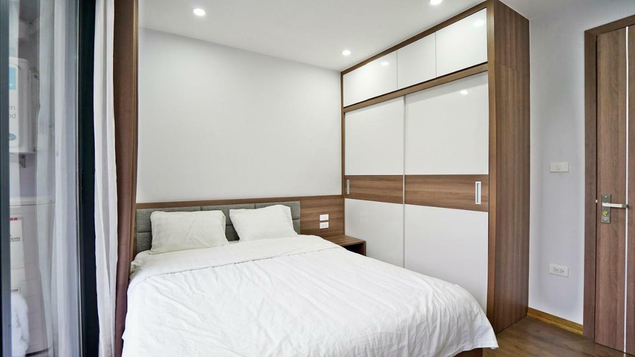 Arl Trinh Cong Son Khách sạn hẻo lánh Hà Nội