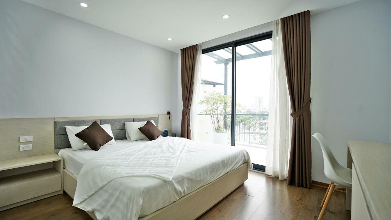 Arl Trinh Cong Son Khách sạn hẻo lánh Hà Nội
