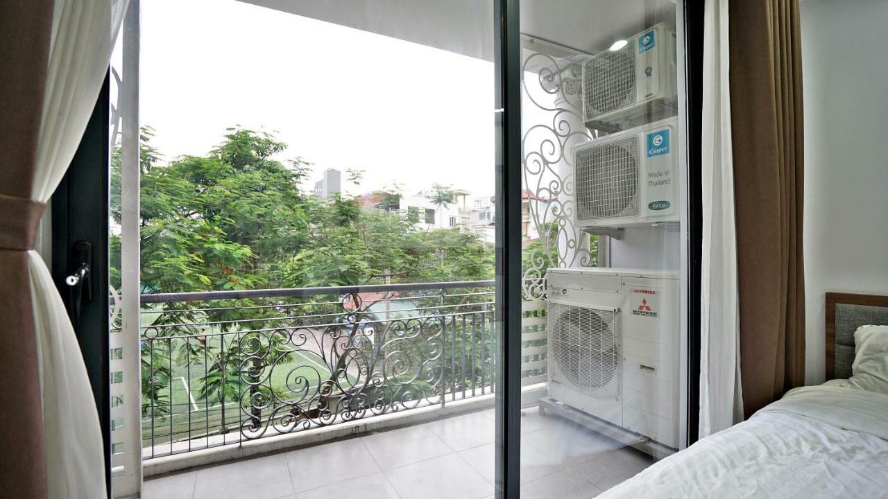 Khách sạn hẻo lánh Arl Trinh Cong Son