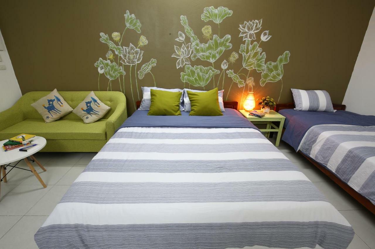 Vitamin West Lake Homestay *