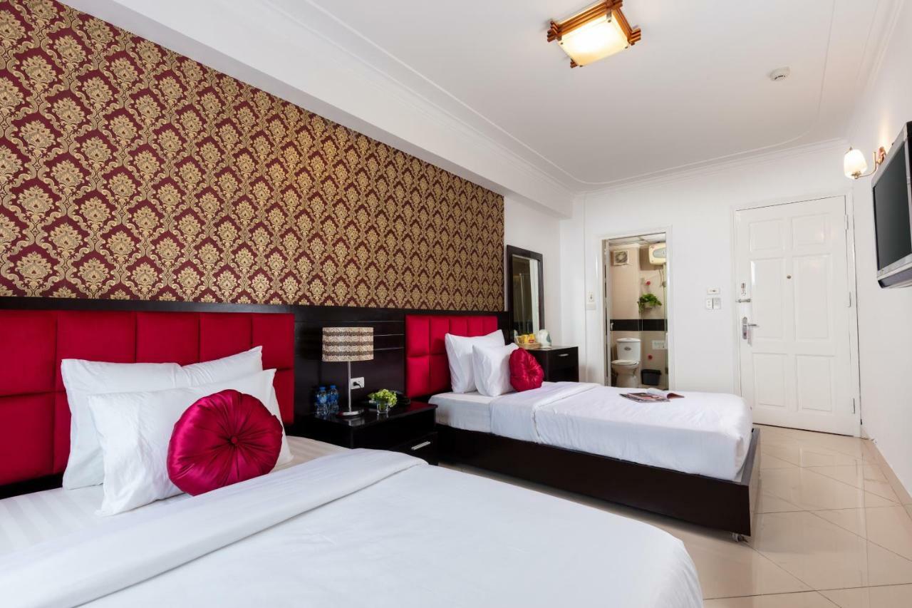& Travel Hotel Hanoi