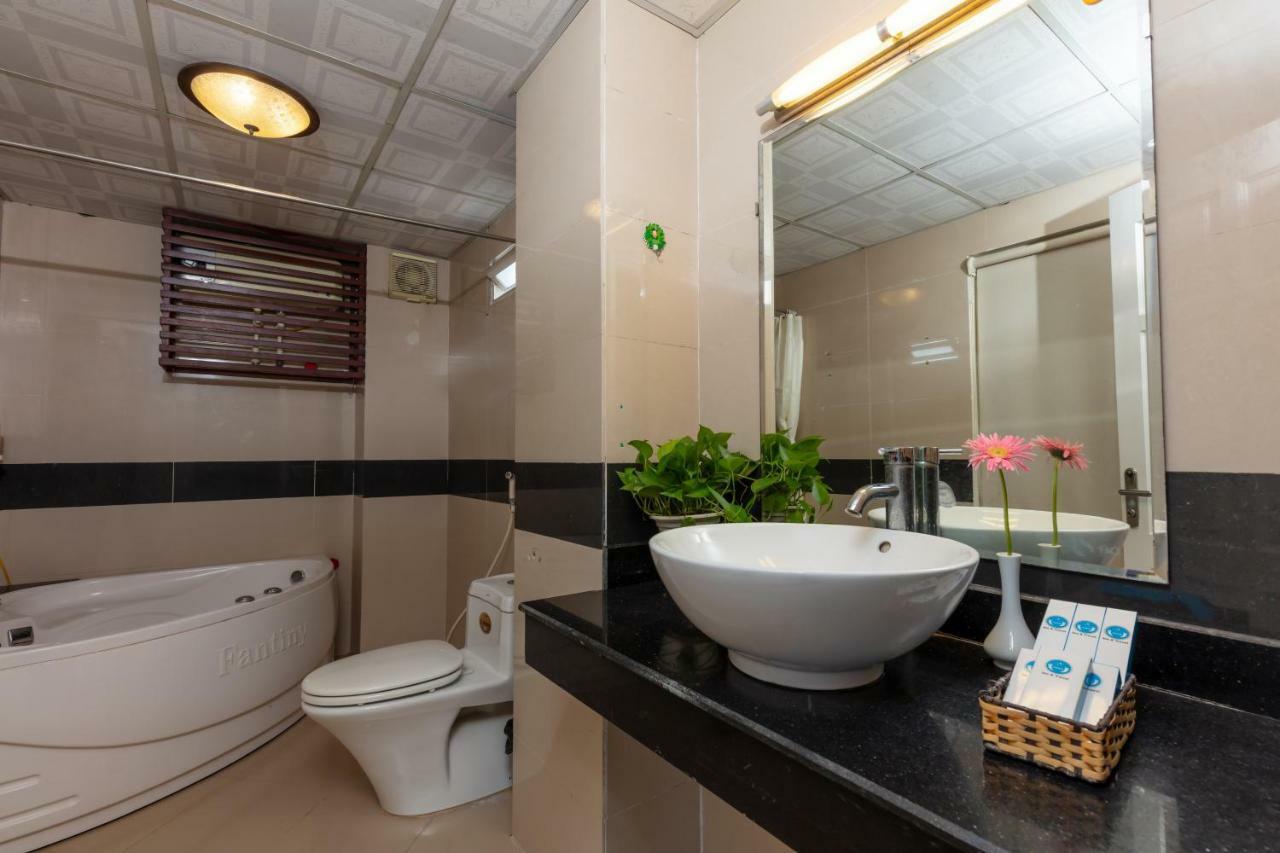 Hotel & Travel 3*