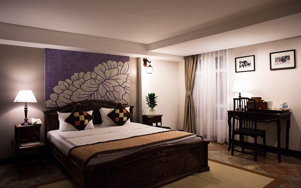 Hong Ngoc Dynastie Boutique & 4*