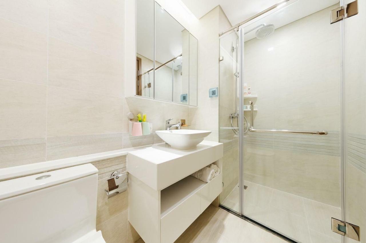 Sunshine Balcony In Vinhomes Metropolis Near Lotte Apartment Hanoi