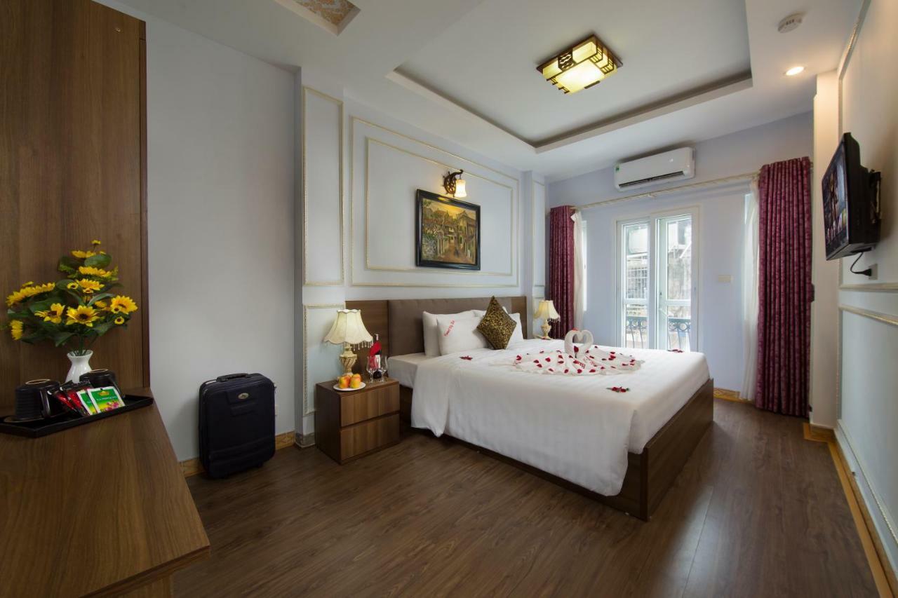 Gate Hotel