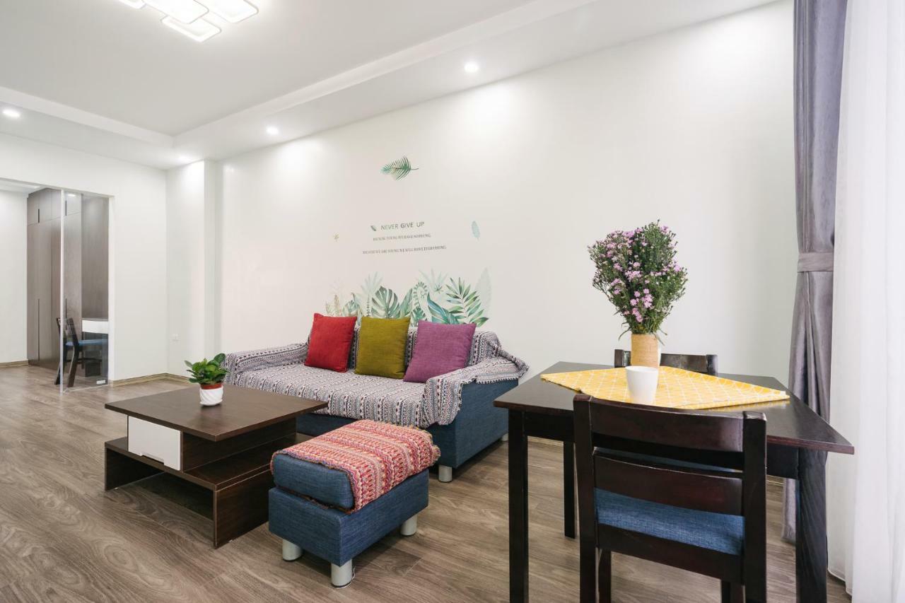 Apartment Luck Apart 01 - Tay Ho One Bedroom Apartment! *
