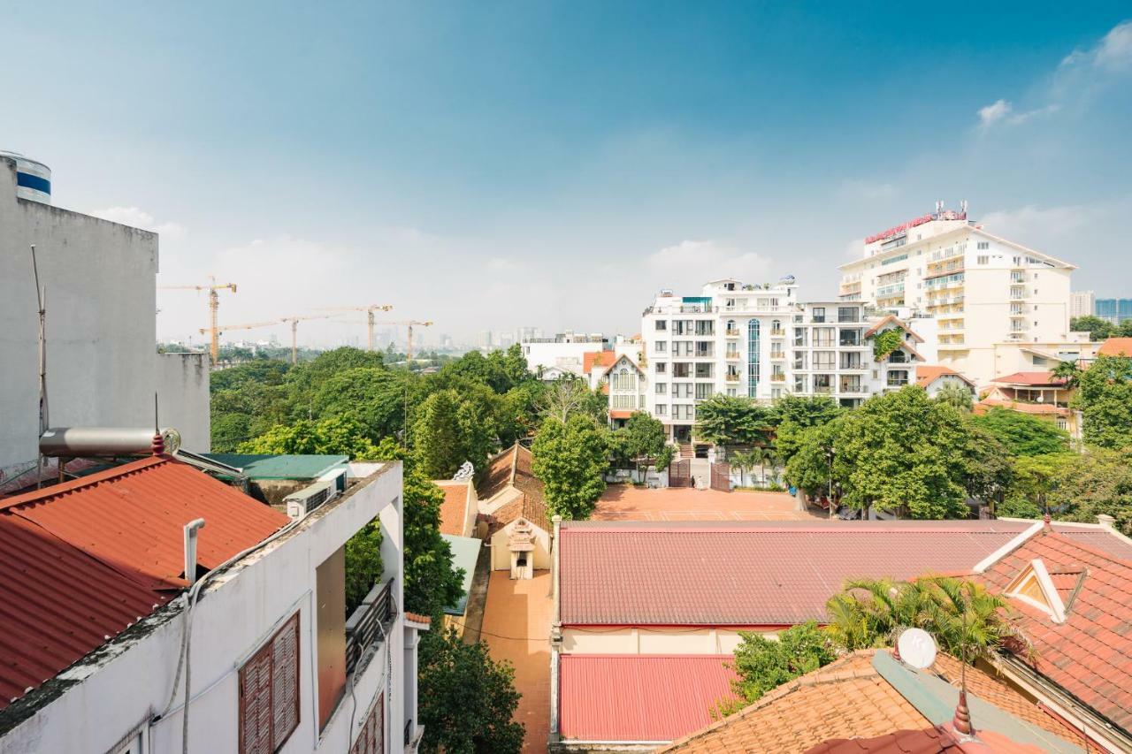 Luck Apart 01 - Tay Ho One Bedroom Apartment!