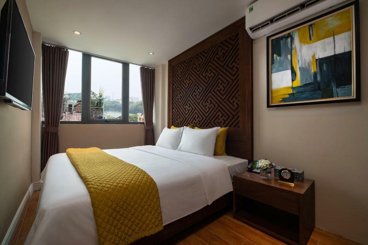 Lakeside Premium & Travel