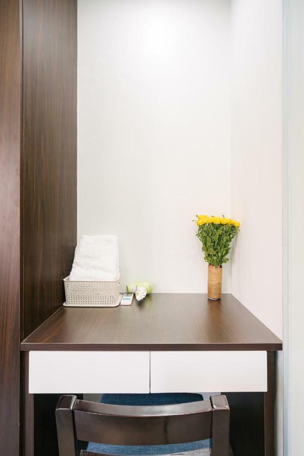 Apartment Luck Apart 01 - Tay Ho One Bedroom Apartment! *