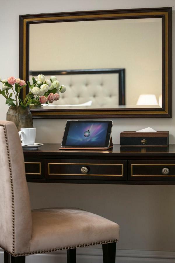 Adonis 3* Hanoi