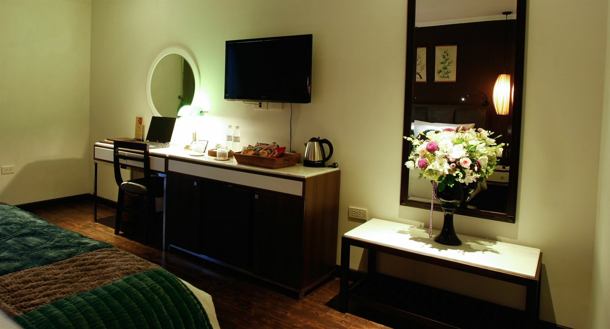 Hotel Essence Palace 3*