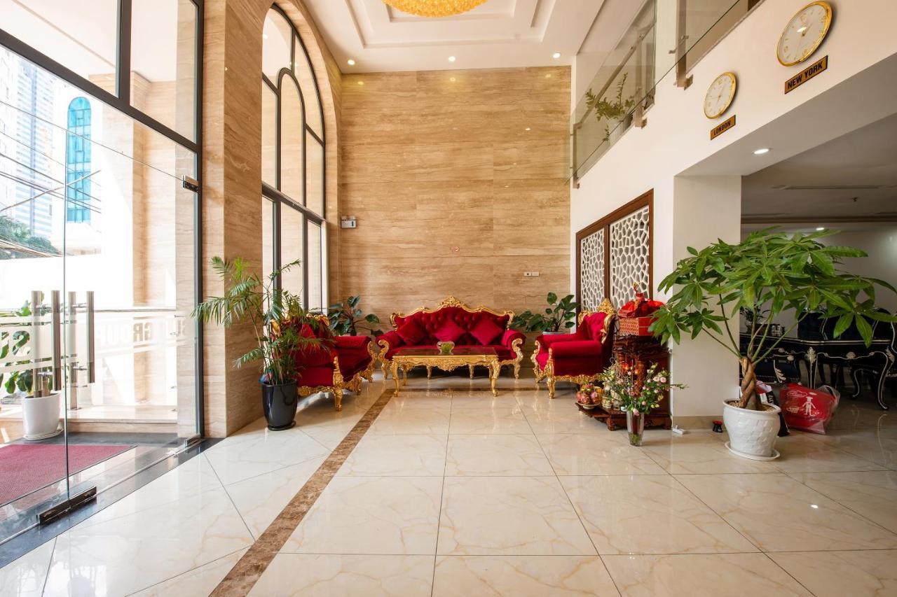 Suji Hotel 3*