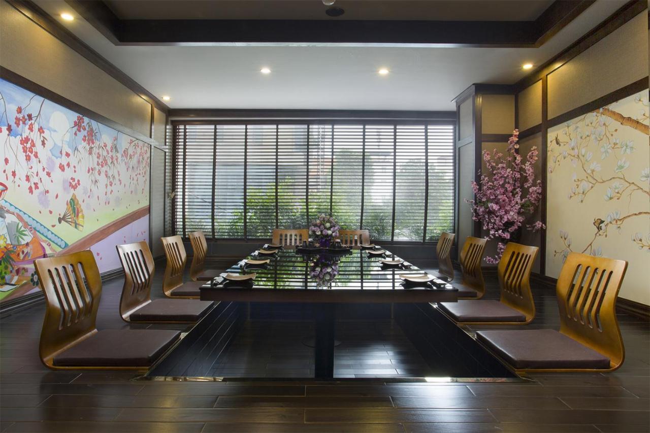 Oasis Hotel 3*