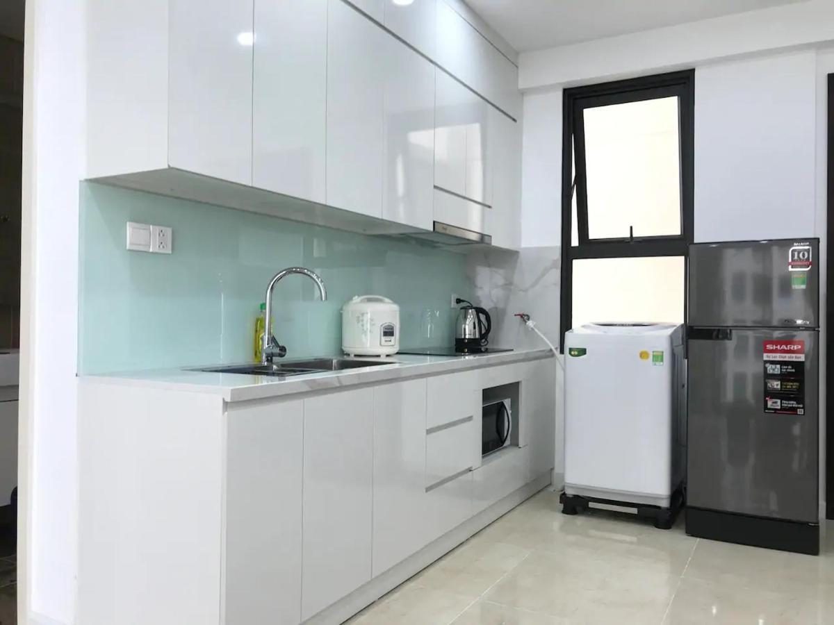 Khách sạn hẻo lánh Vinhomes D'capitale - By Bay Luxury 3*