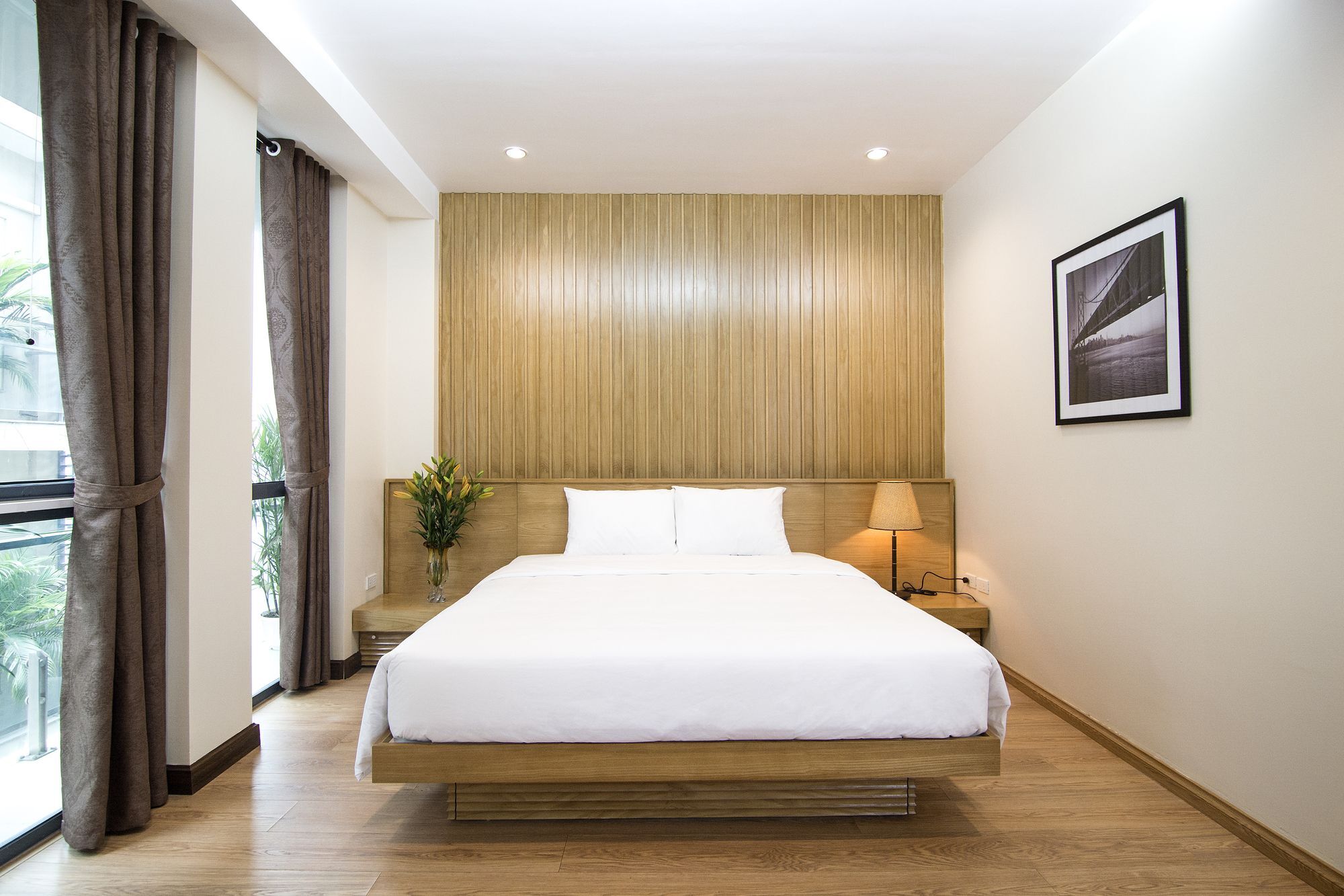 Canary & 3* Hanoi
