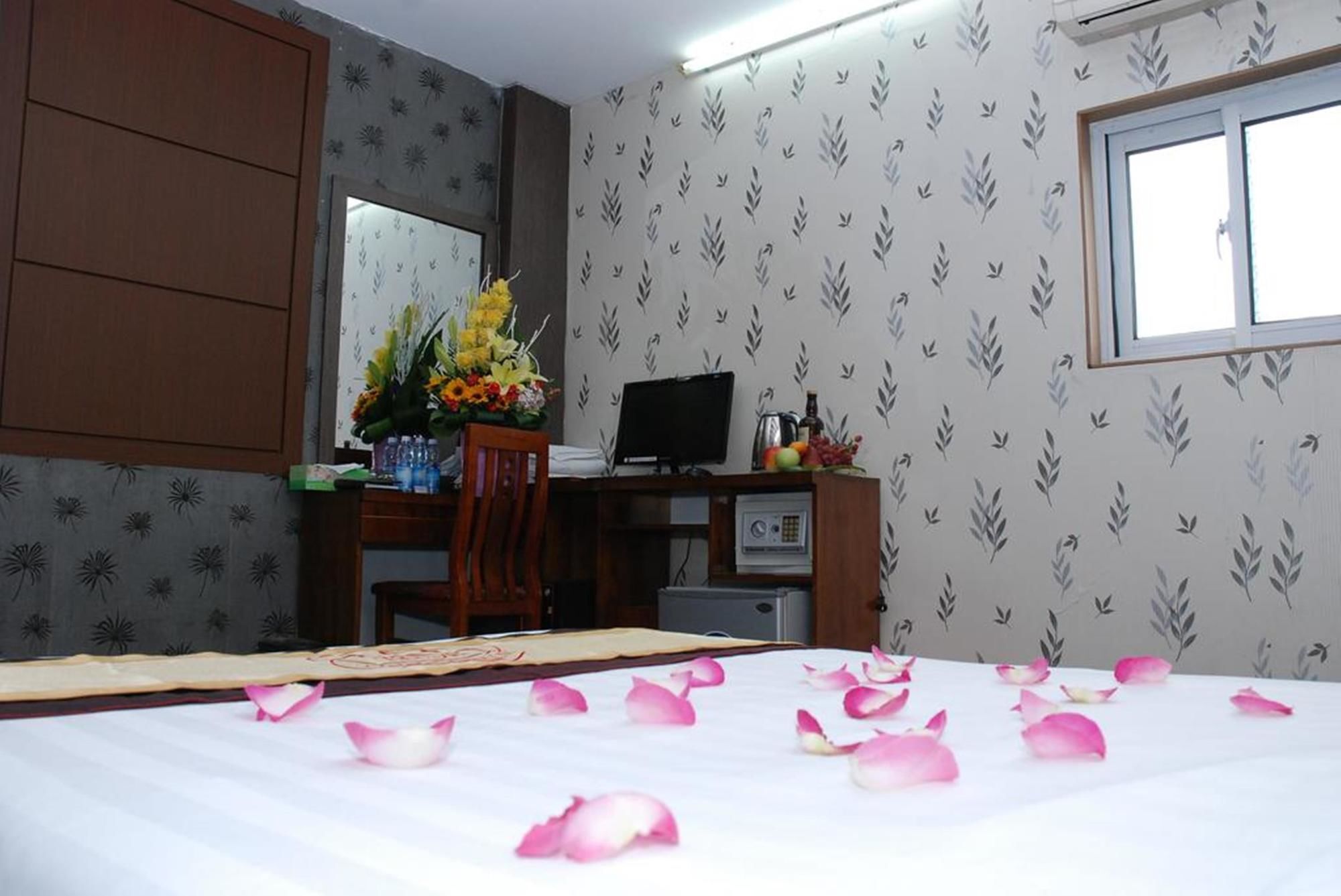Oyo 1107 Dream Gold 1 Hotel Hanoi