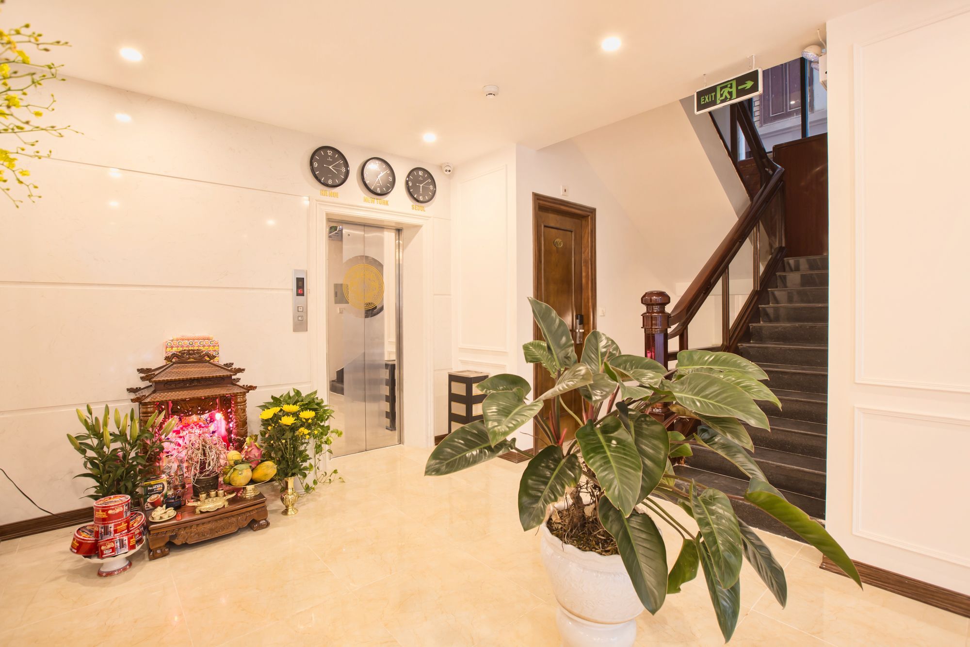 Dinh Ami Hotel 3*