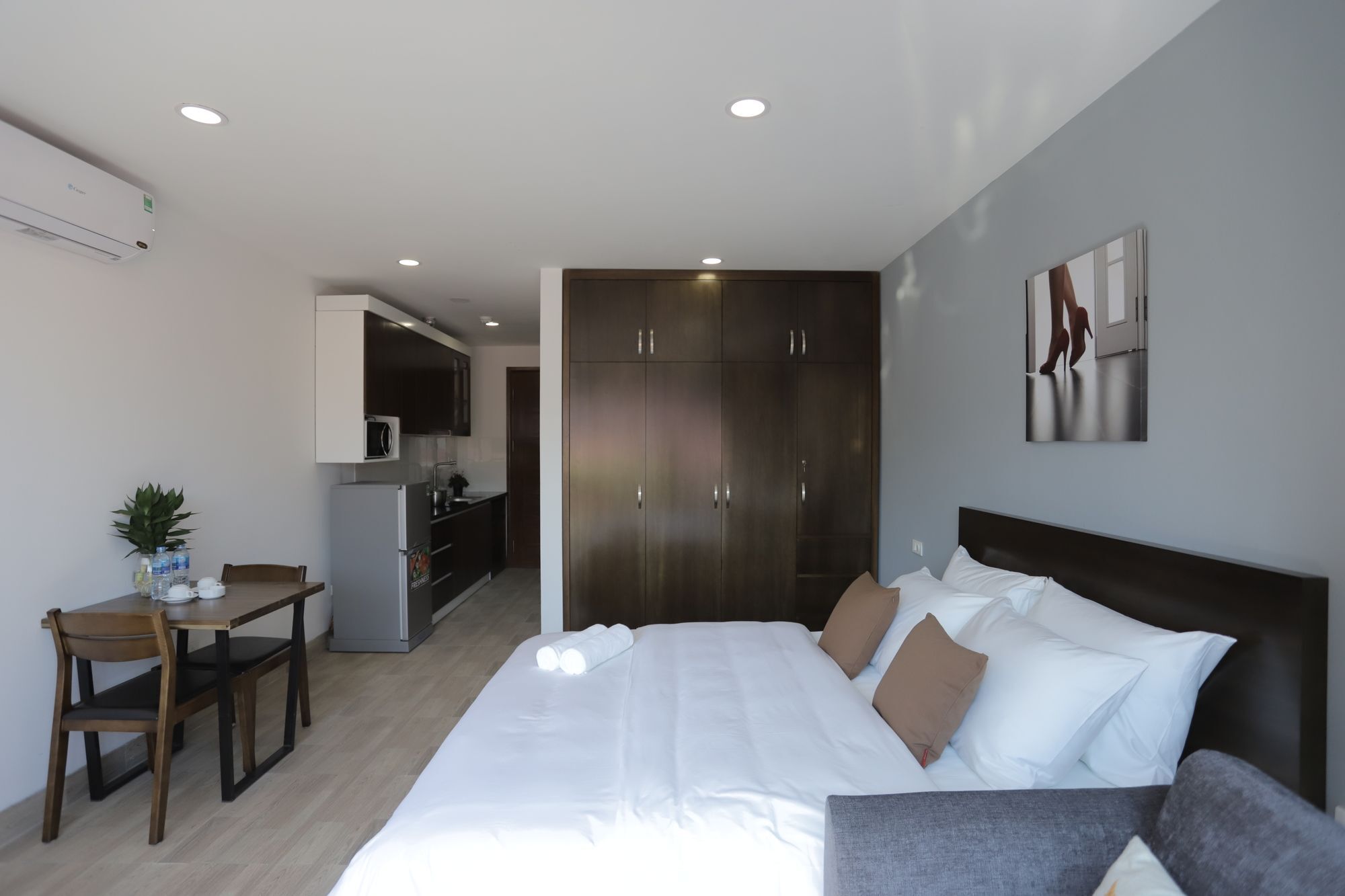 Istay 6 Aparthotel
