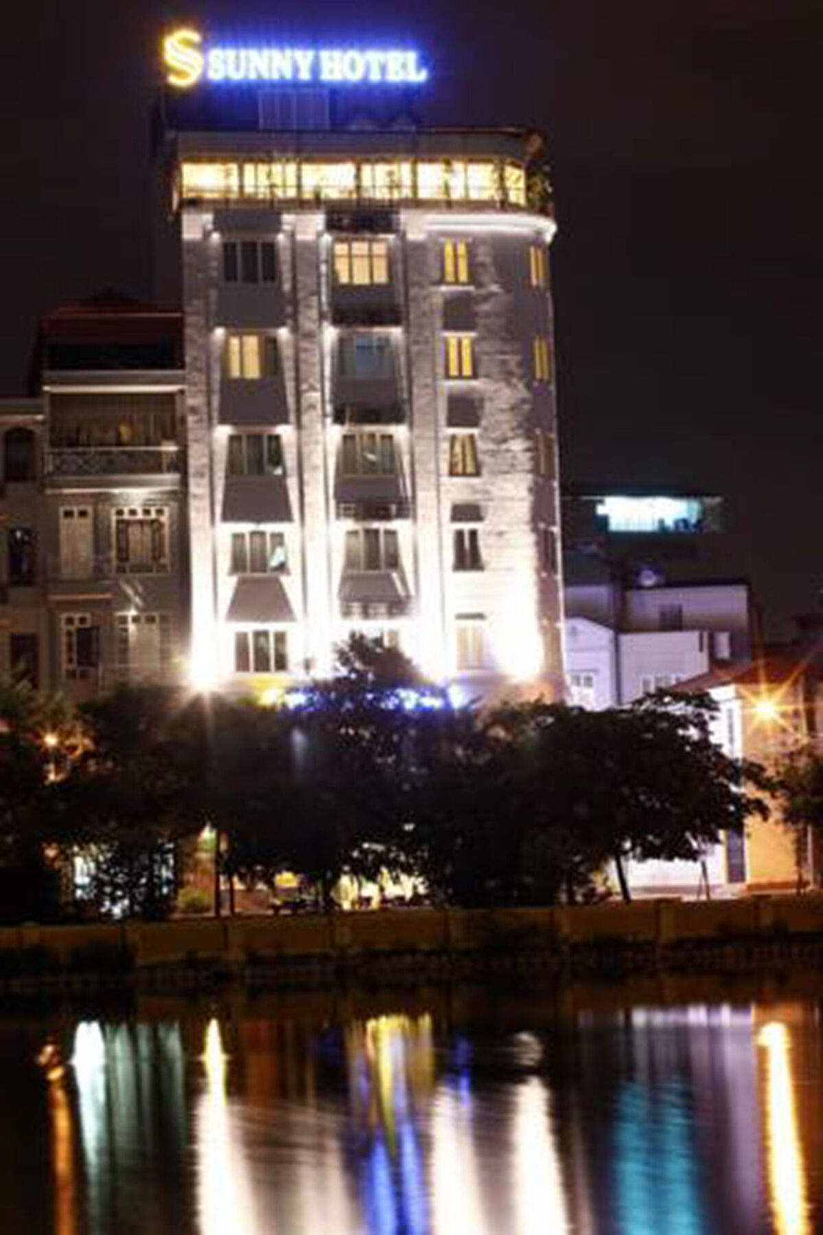 Hanz Sunny 2 Hotel 3*
