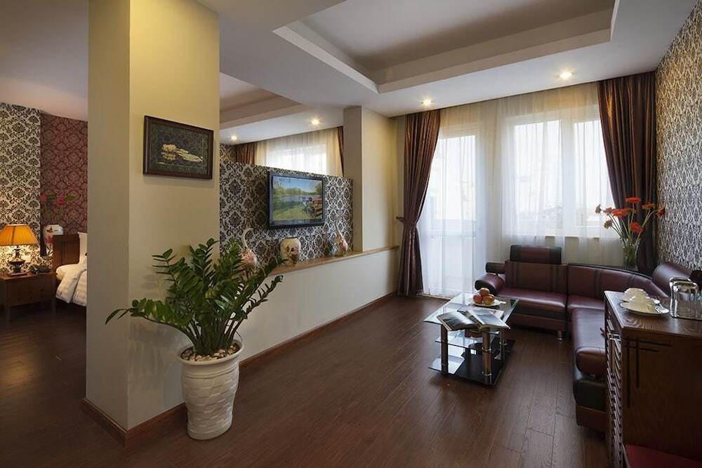 Hotel First Eden - Hang Bun Hanoi