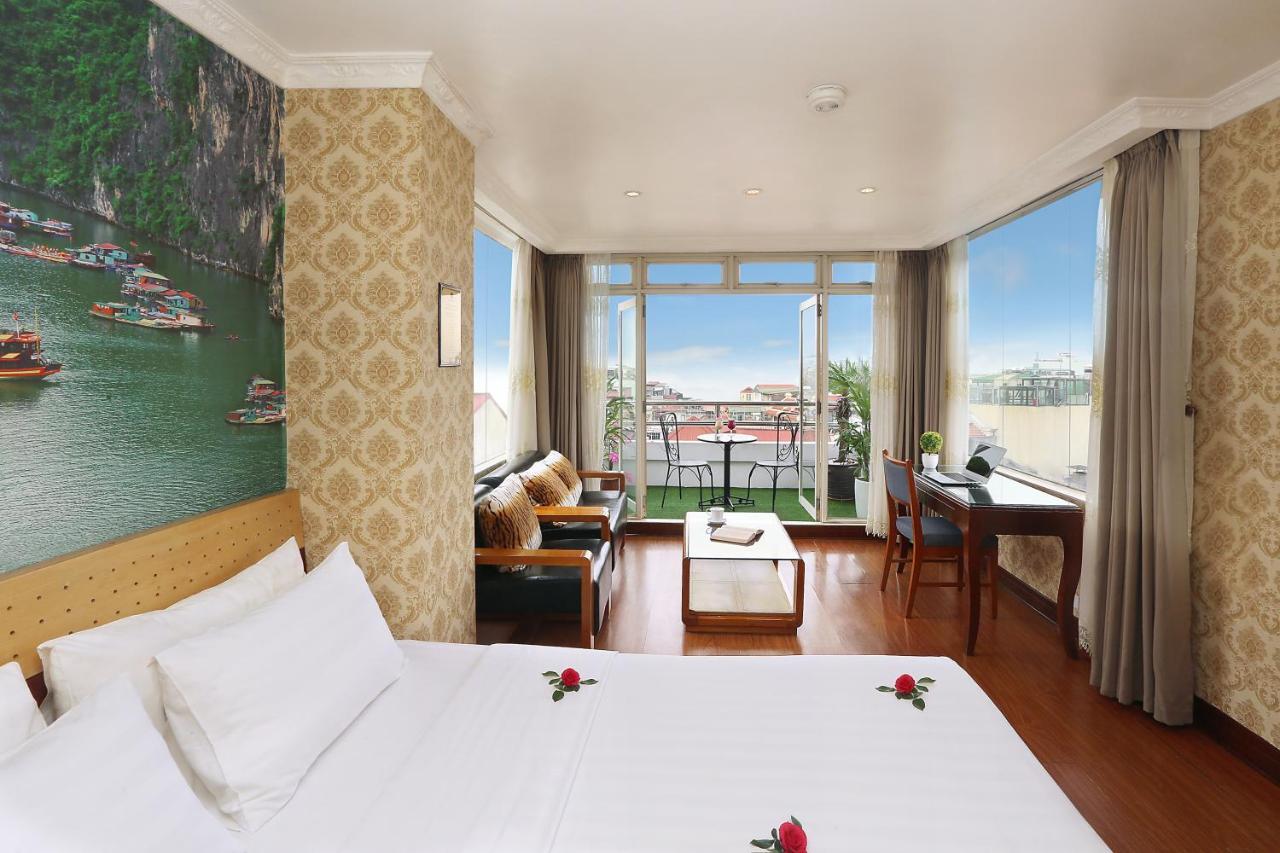 House & Travel Hotel 3*