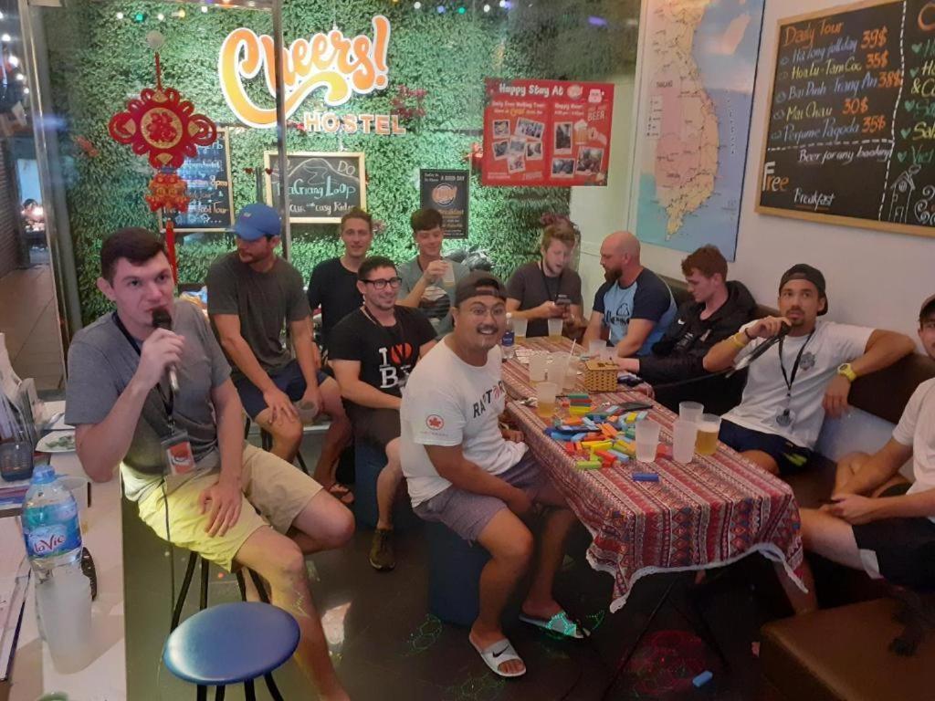 Hostel Vietnam Cheers *
