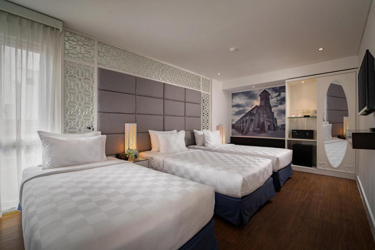 Victor Metropolis & Rooftop Bar Hotel 4*