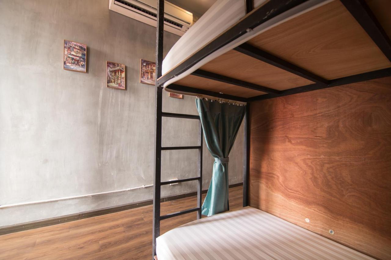 Hostel Reddoorz @ Tong Duy Tan Street (adults Only) *