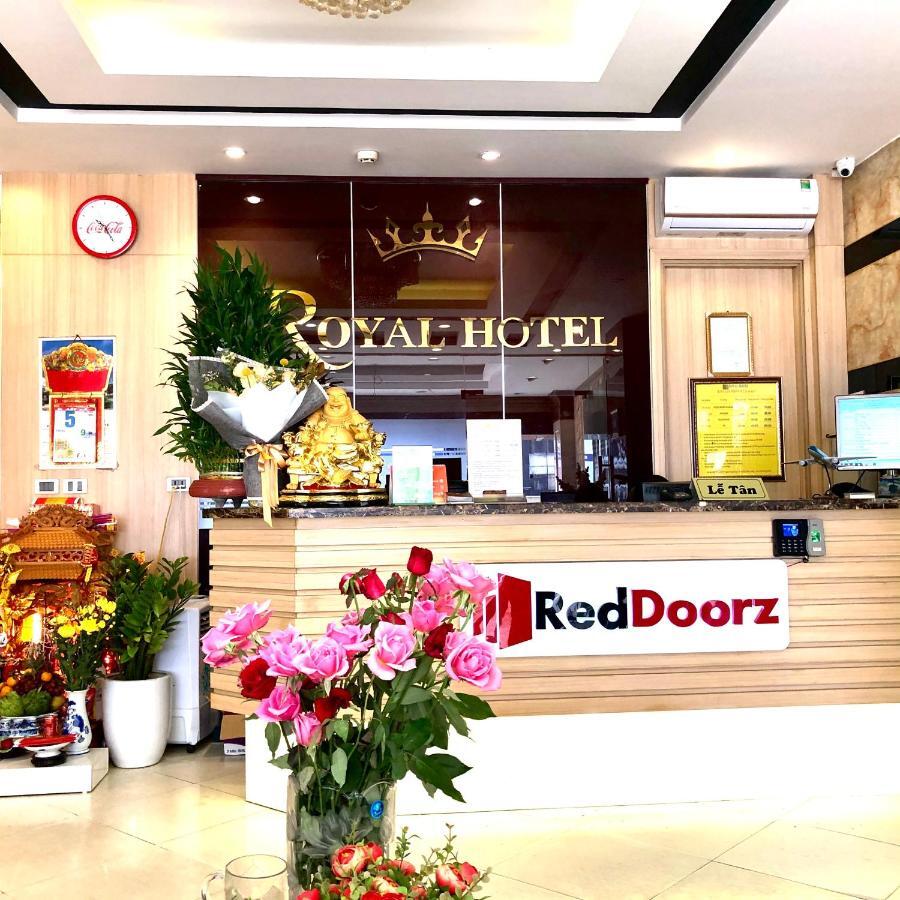 Hotel The Royal Near West Hanoi