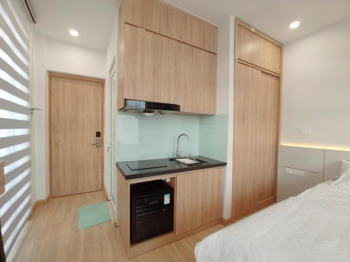 Lyn House - Service Hoang Quoc Viet *