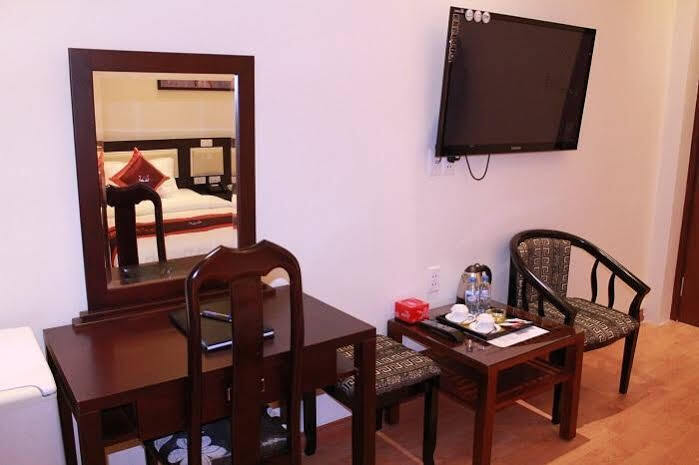 518 Chariot Hanoi