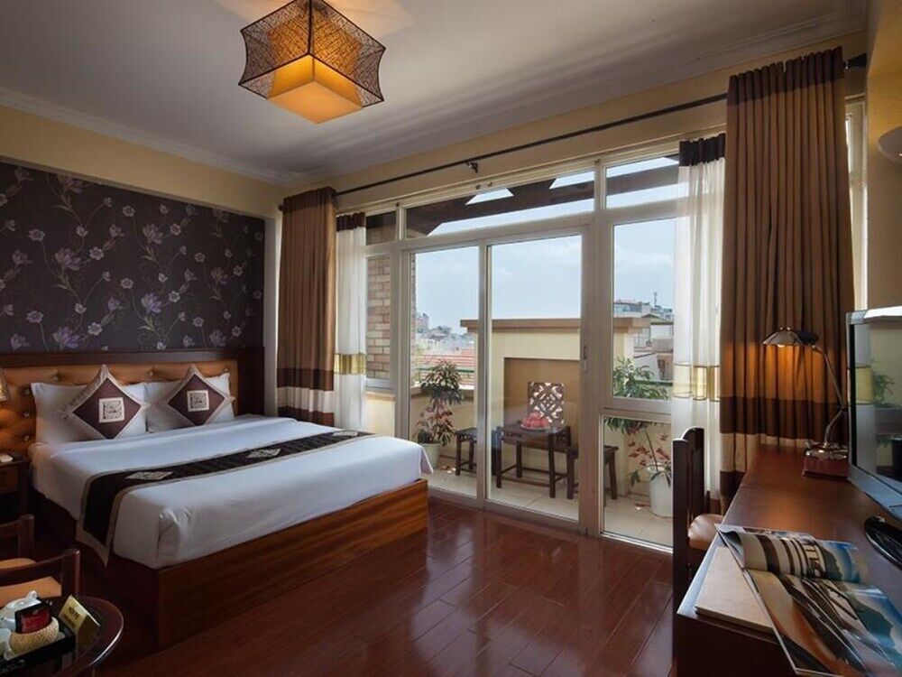 A25 - 44 Hang Bun Hotel