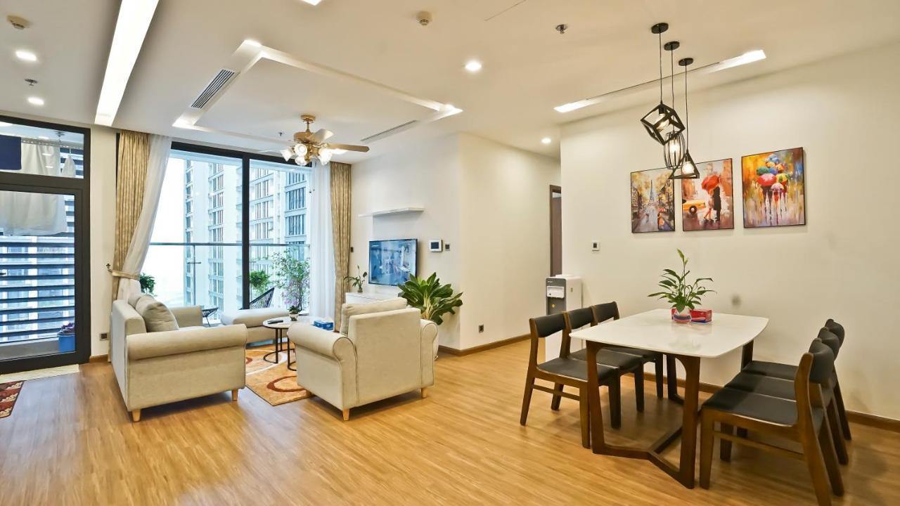 Vinhomes Metropolis & Hanoi